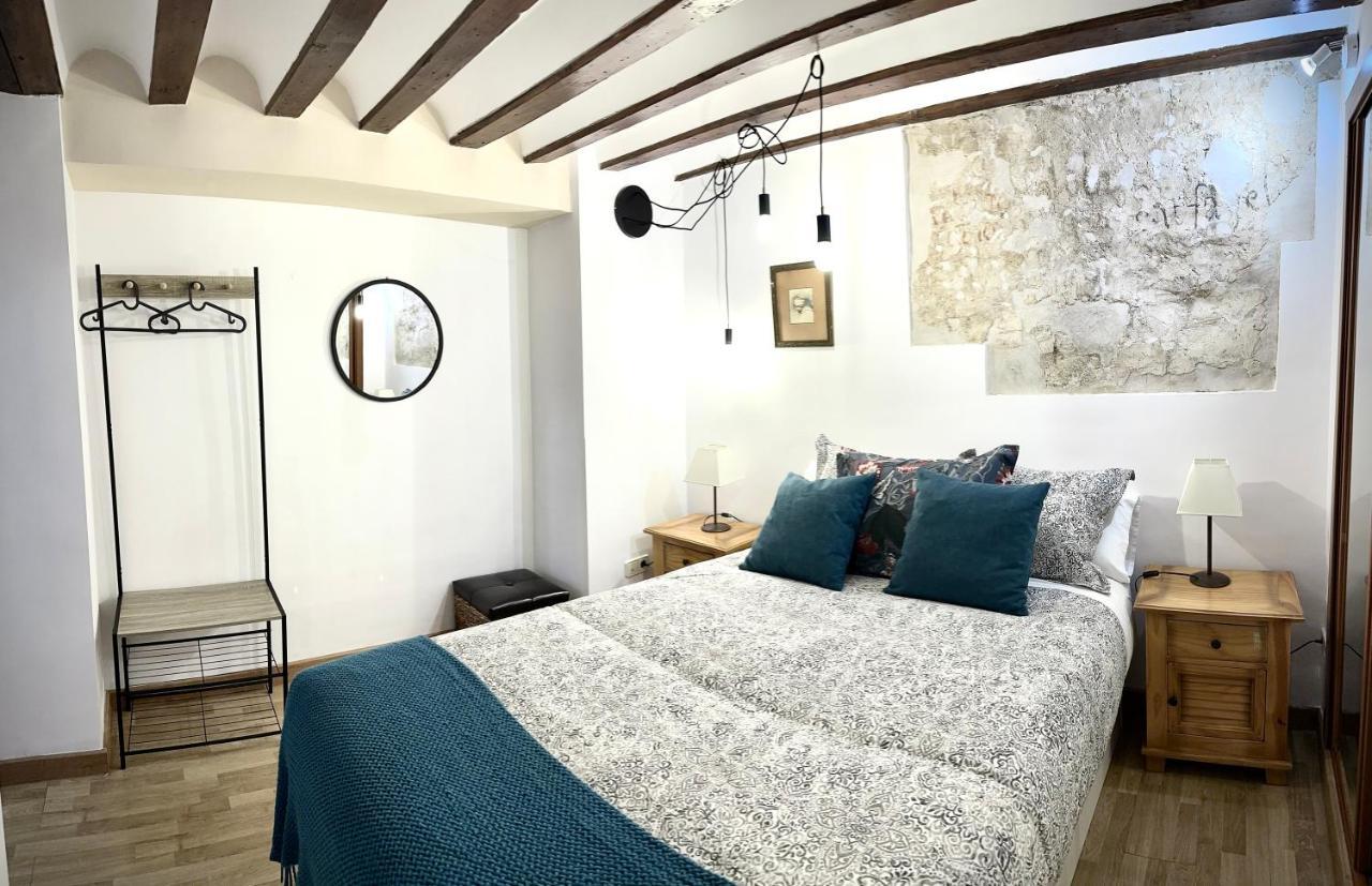 Apart. Entrepatios Apartment
